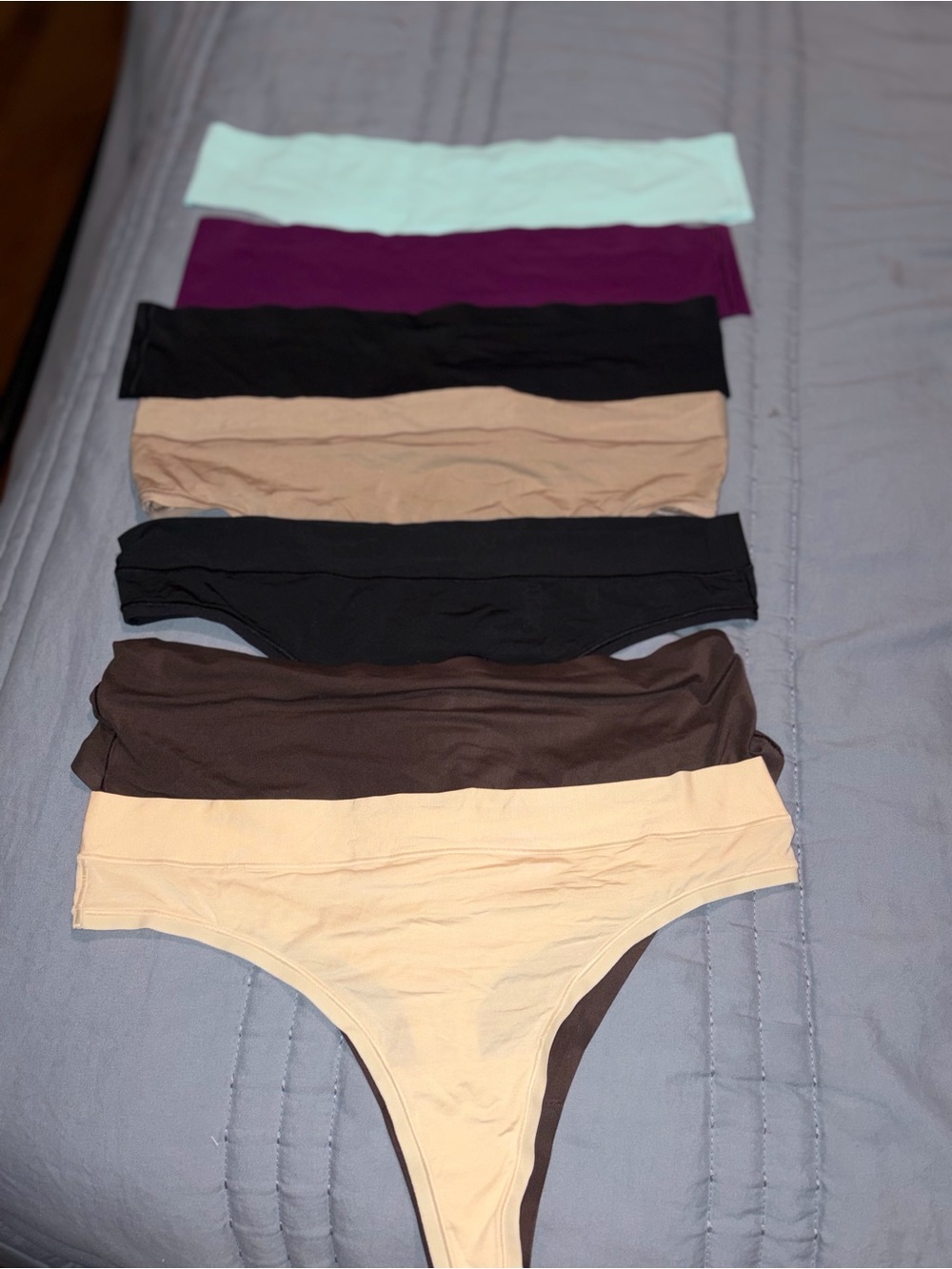 Lululemon 7 pair NWOT thong panties size L - Picture 1 of 7
